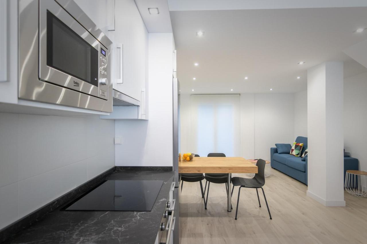 Apartamentos Soria Suites ภายนอก รูปภาพ