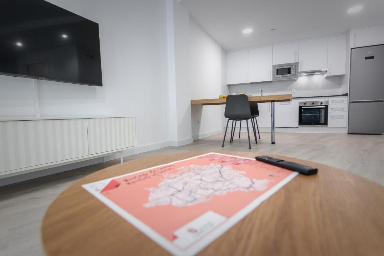 Apartamentos Soria Suites ภายนอก รูปภาพ