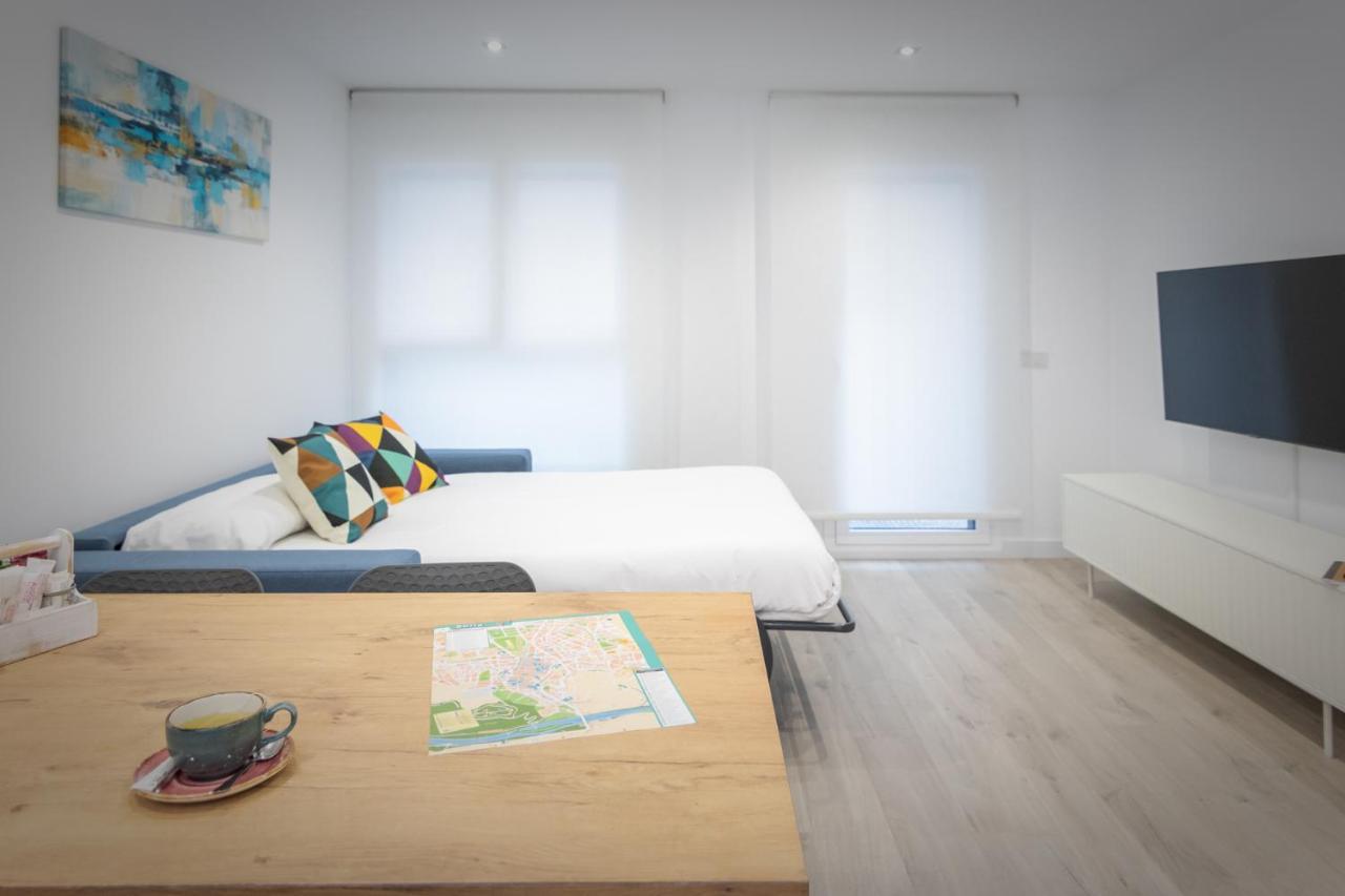 Apartamentos Soria Suites ภายนอก รูปภาพ